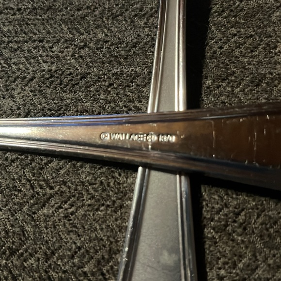 5 Serving Pieces 18/10 Wallace Casino Pattern - Picture 3 of 6